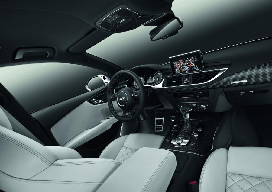 Торпедо Audi S7 Sportback 2012 года  (WW) (фото 51 из 73)